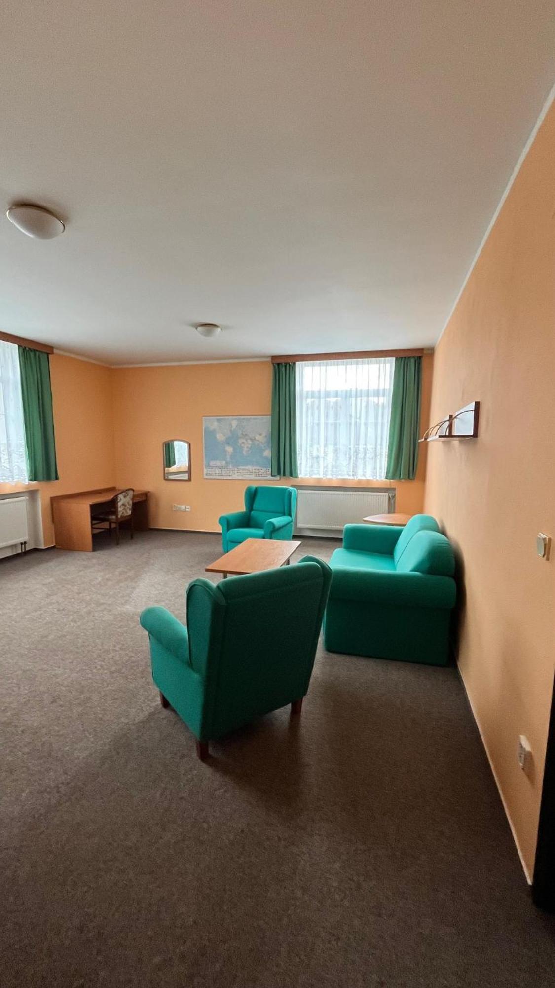 Grandhotel Nový Bor 外观 照片