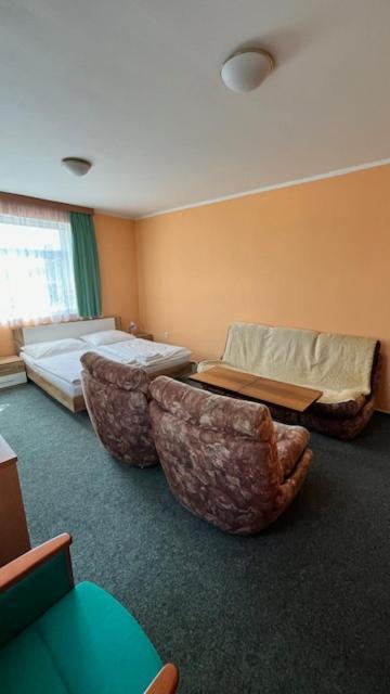Grandhotel Nový Bor 外观 照片