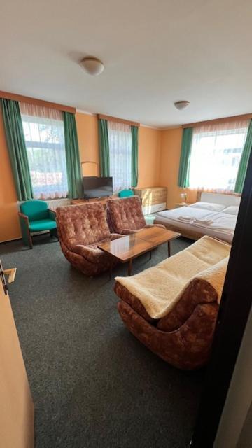 Grandhotel Nový Bor 外观 照片