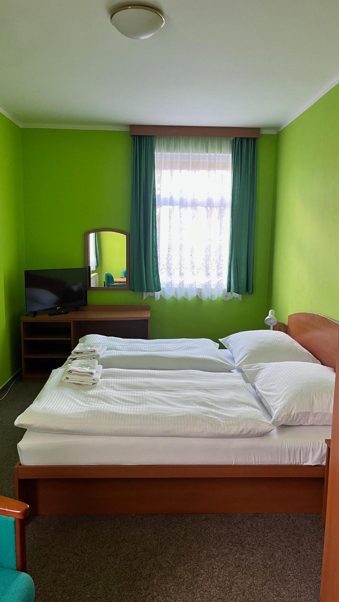 Grandhotel Nový Bor 外观 照片