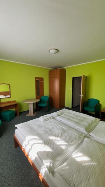 Grandhotel Nový Bor 外观 照片