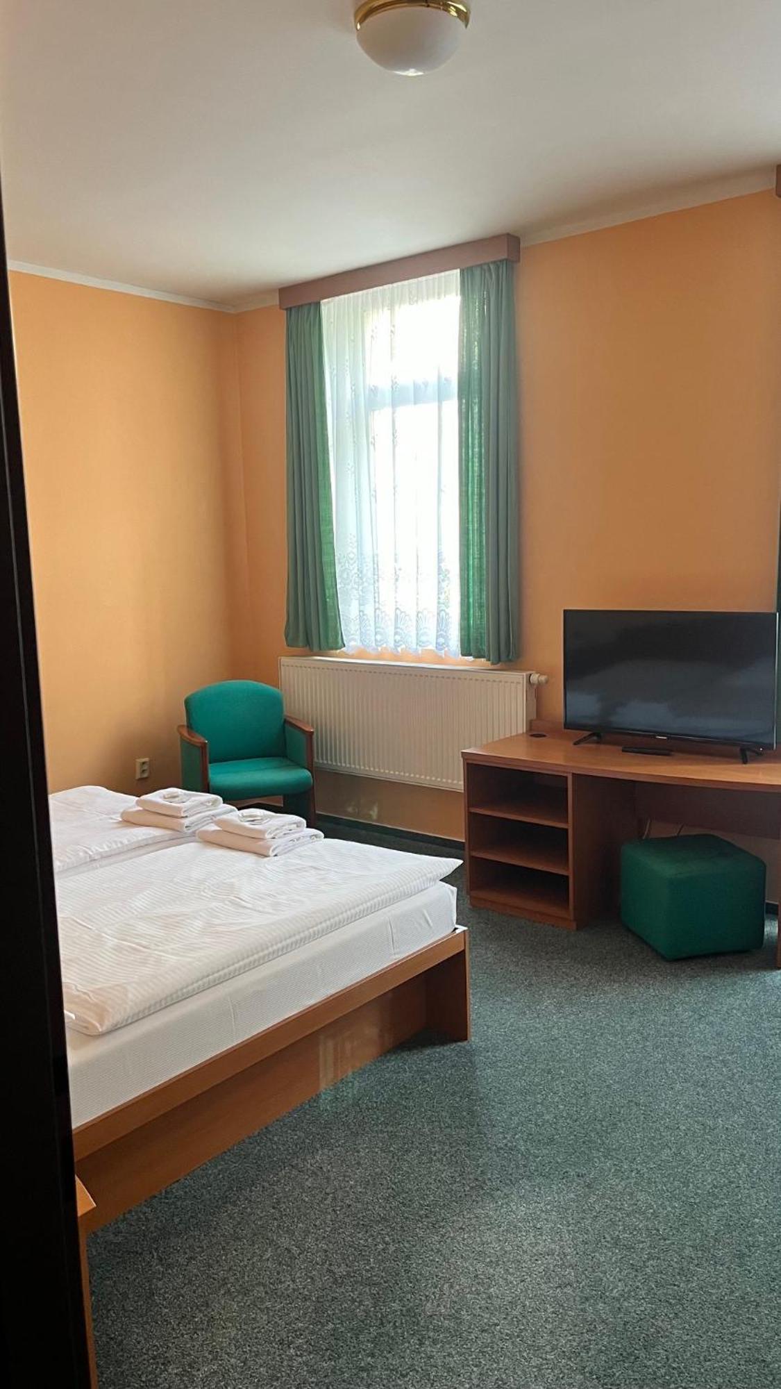 Grandhotel Nový Bor 外观 照片