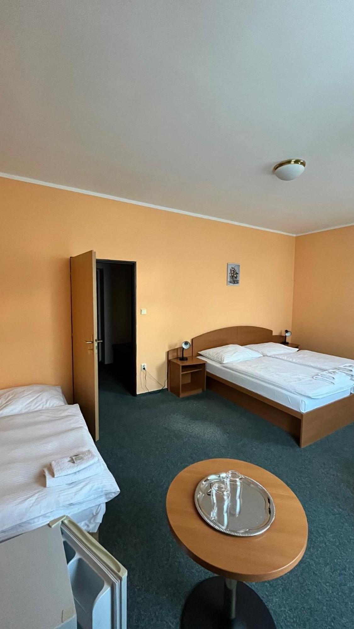 Grandhotel Nový Bor 外观 照片