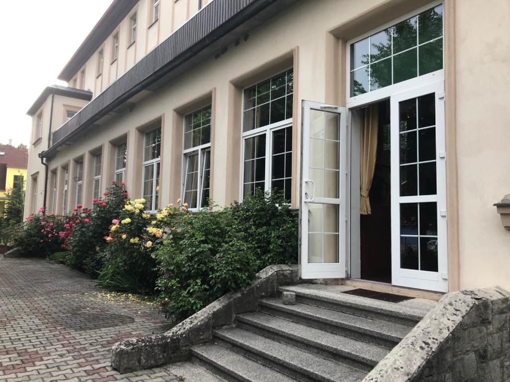 Grandhotel Nový Bor 外观 照片
