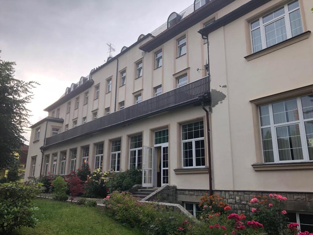 Grandhotel Nový Bor 外观 照片