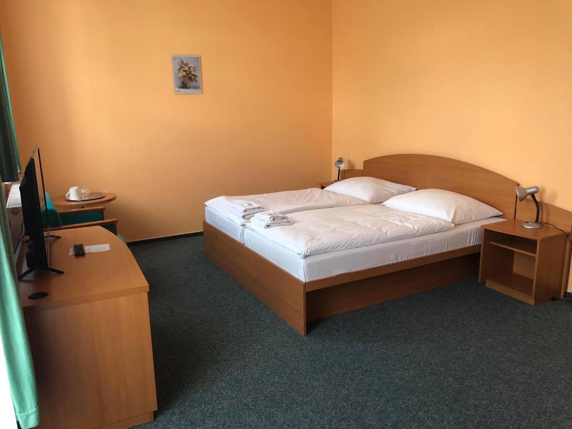 Grandhotel Nový Bor 外观 照片