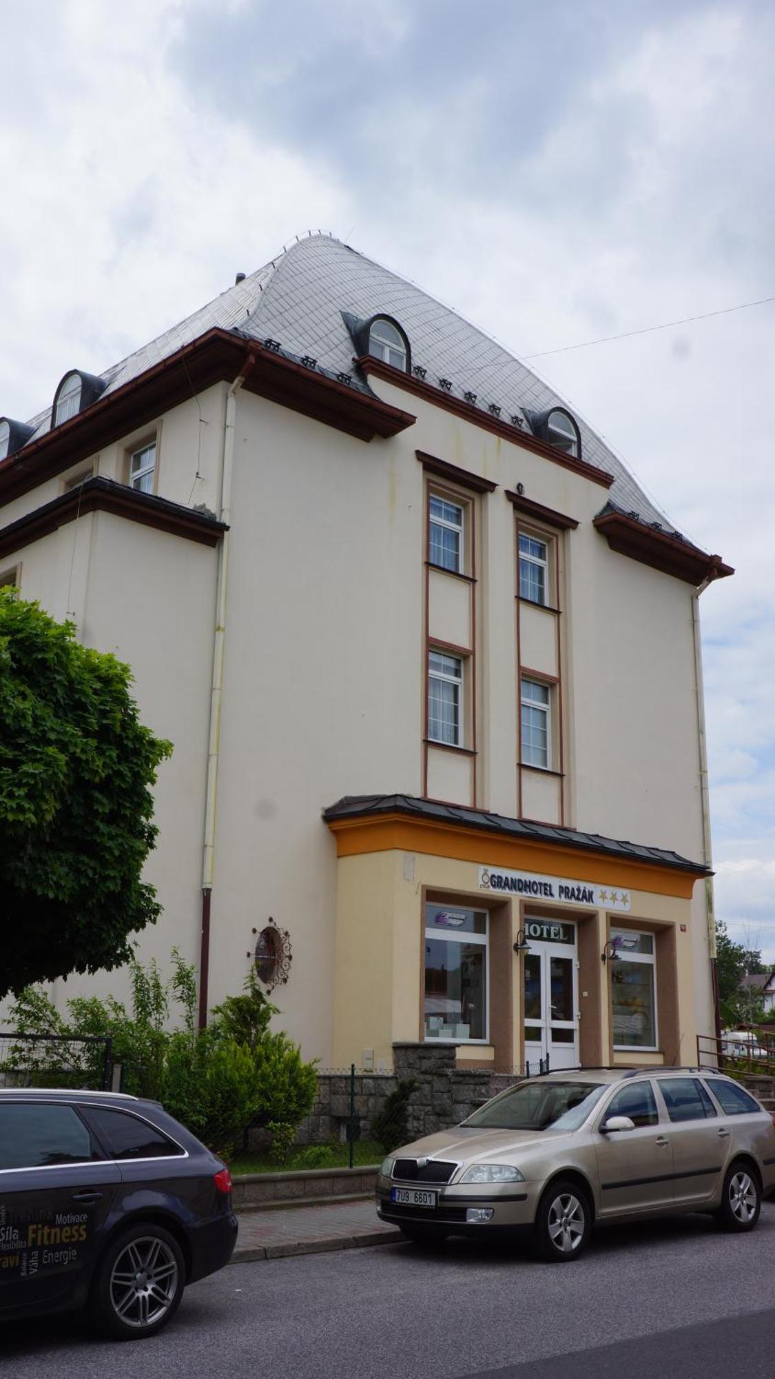 Grandhotel Nový Bor 外观 照片